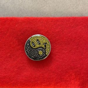 Golden goose deluxe brand limited edition charm for shoe laces brand new